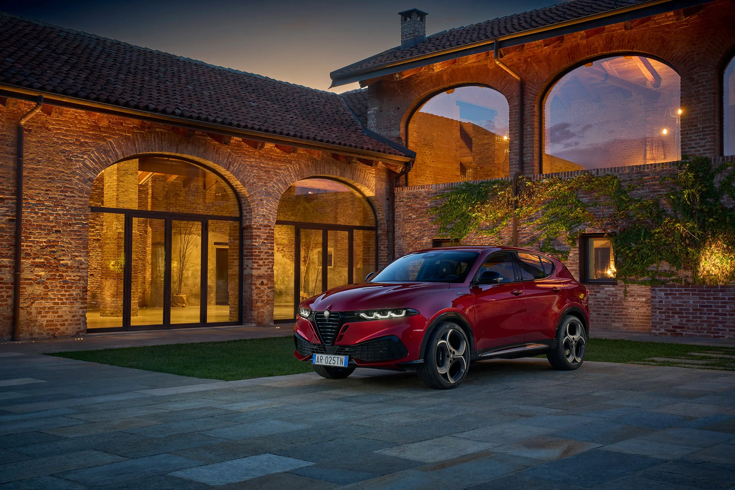 Amplitude-Auto-Alfa-Romeo-Tonale