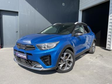 Voir le détail de l'offre de cette KIA Stonic 1.0 T-GDi 100ch GT Line de 2021 en vente à partir de 17 499 € 