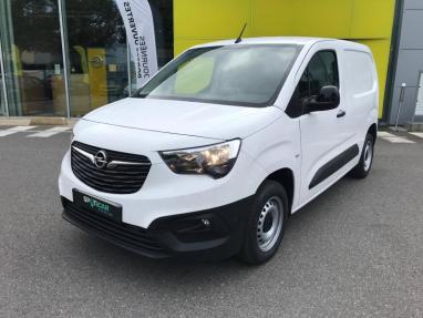 Voir le détail de l'offre de cette OPEL Combo Cargo L1H1 650kg 1.5 100ch Pack Clim de 2021 en vente à partir de 197.45 €  / mois