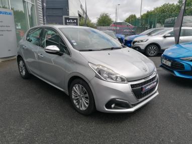 Voir le détail de l'offre de cette PEUGEOT 208 1.2 PureTech 110ch Allure S&S 5p de 2016 en vente à partir de 112.14 €  / mois