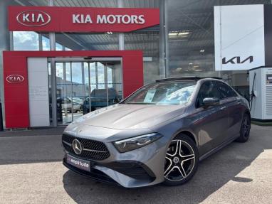 Voir le détail de l'offre de cette MERCEDES-BENZ Classe A Berline 180 d 116ch AMG Line 8G-DCT de 2023 en vente à partir de 378.7 € / mois