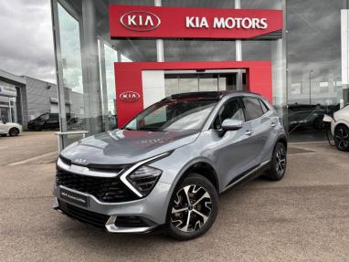 Voir le détail de l'offre de cette KIA Sportage 1.6 T-GDi 230ch HEV Design BVA6 4x2 de 2023 en vente à partir de 306.05 € / mois