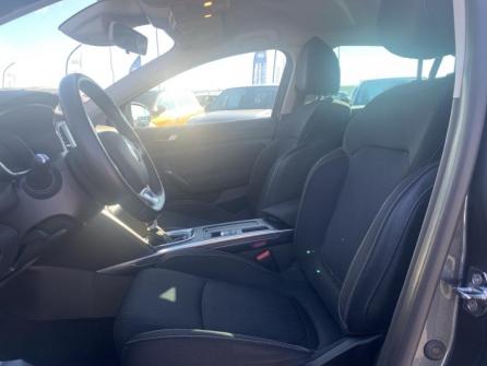 RENAULT Megane 1.5 Blue dCi 115ch Business EDC à vendre à Châteauroux - Image n°10