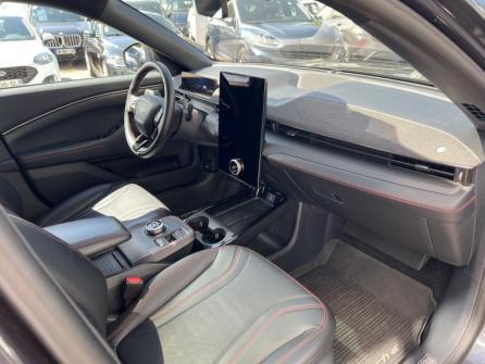 FORD Mustang Mach-E 351ch Extended Range 99kWh Premium AWD à vendre à Auxerre - Image n°11